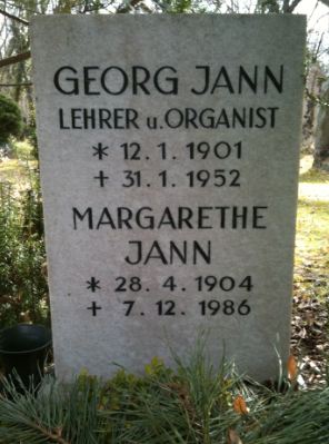 Grabstein Georg Jann, Alter Dorffriedhof Kleinmachnow, Brandenburg