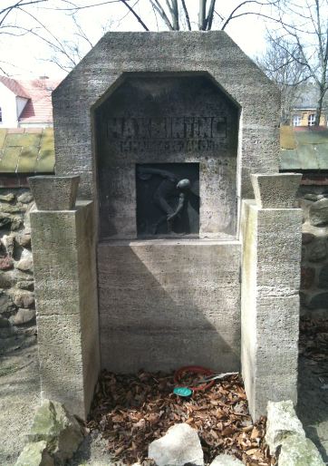 Grabstein Max Binting, Friedhof Giesensdorf, Berlin-Lichterfelde