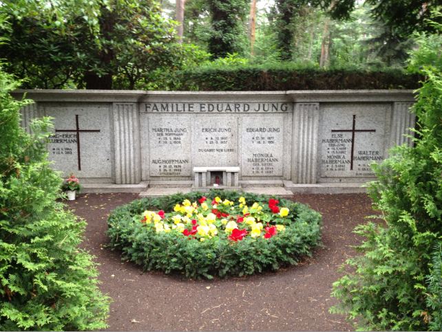 Grabstein Erich Jung, Waldfriedhof Dahlem, Berlin