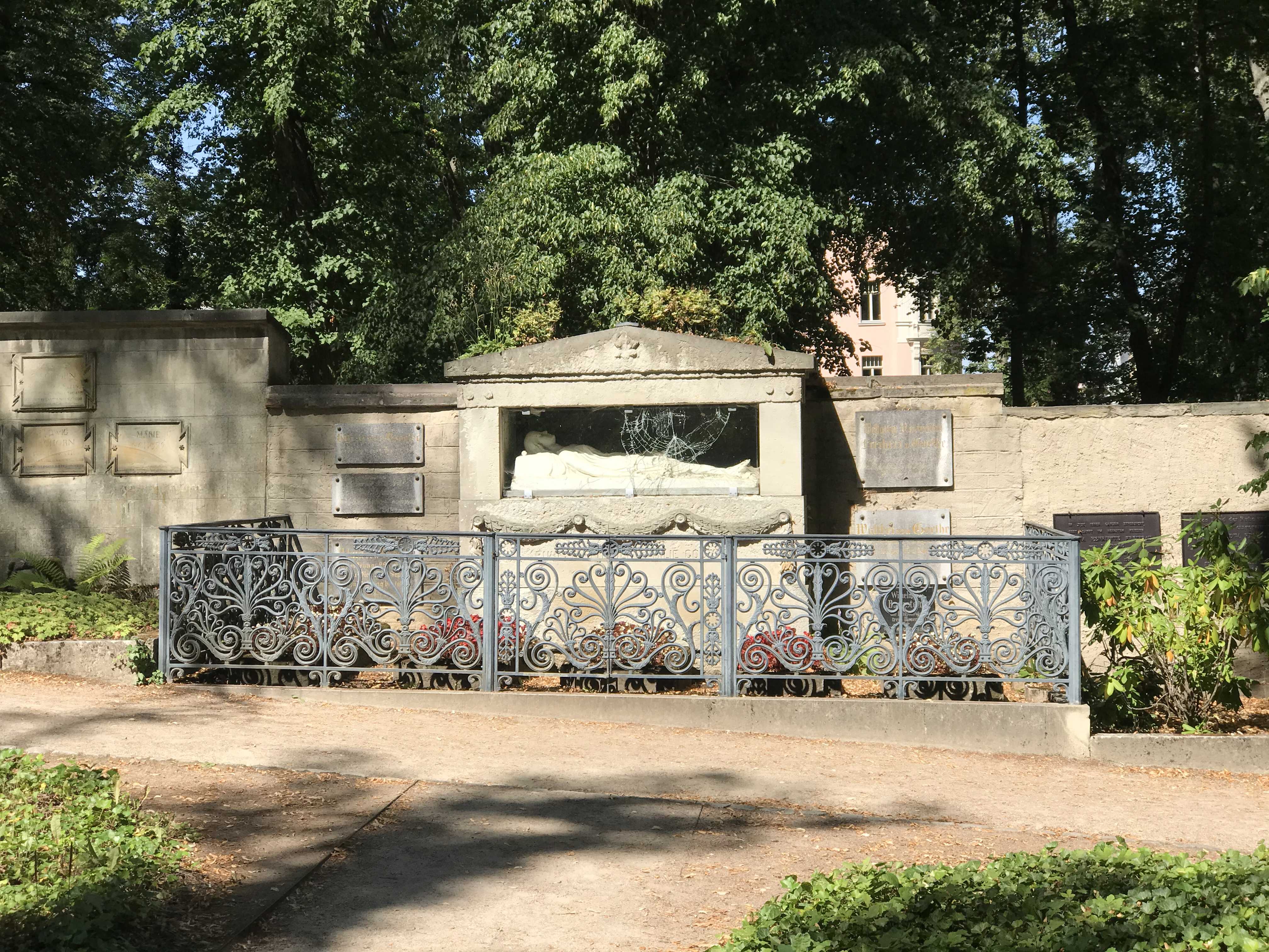 Grabstätte Wolfgang Maximilian Freiherr von Goethe, Historischer Friedhof Weimar, Thüringen, Deutschland