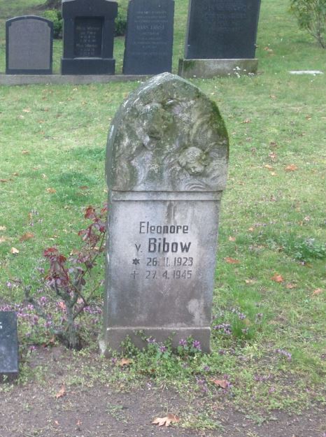 Grabstein Eleonore von Bibow, Invalidenfriedhof Berlin, Deutschland