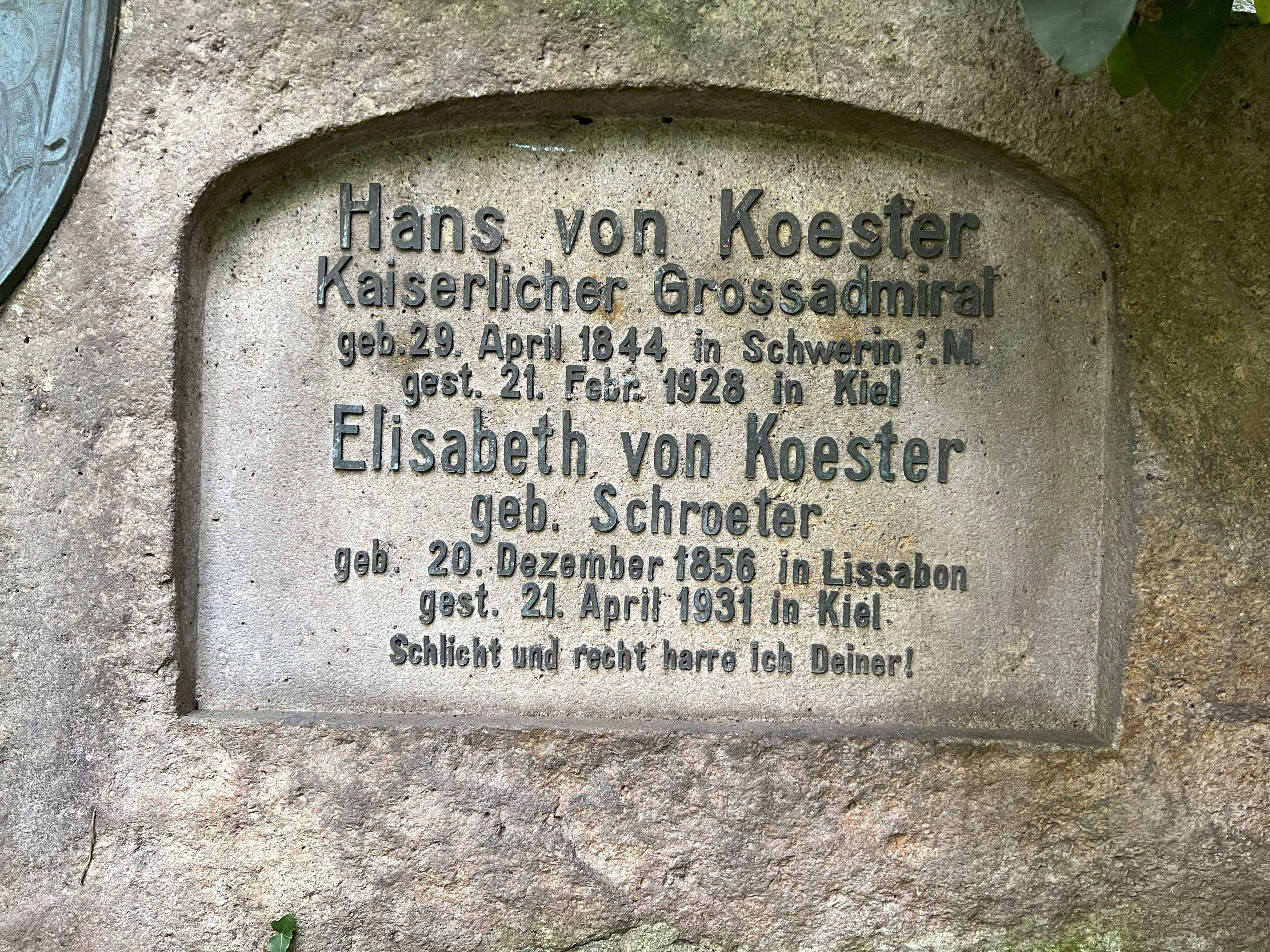 Grabstein Elisabeth von Koester, geb. Schroeter, Nordfriedhof Kiel