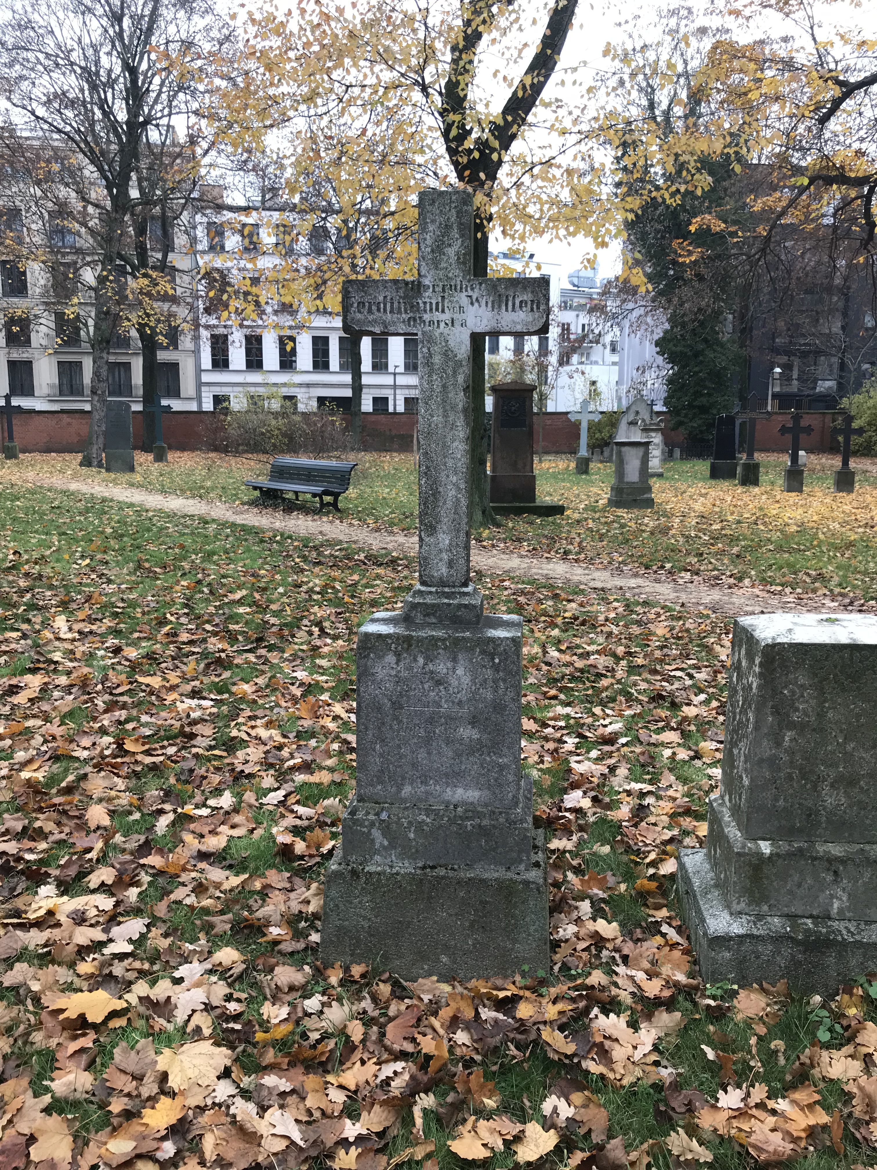 Grabstein Ferdinand von Wulffen, Alter Garnisonfriedhof Berlin