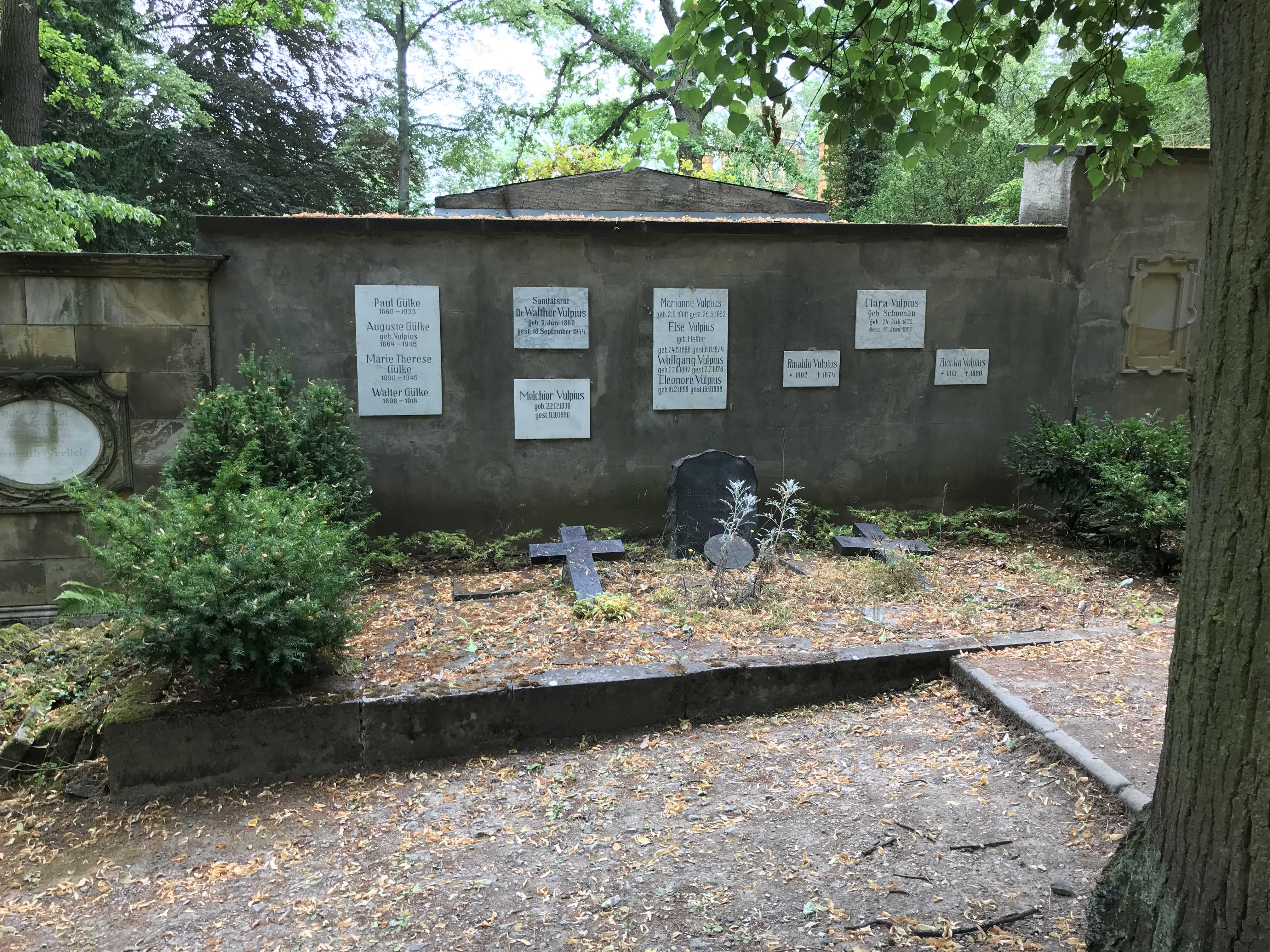 Grabstein Else Vulpius, geb. Helfer, Hauptfriedhof Weimar, Thüringen, Deutschland