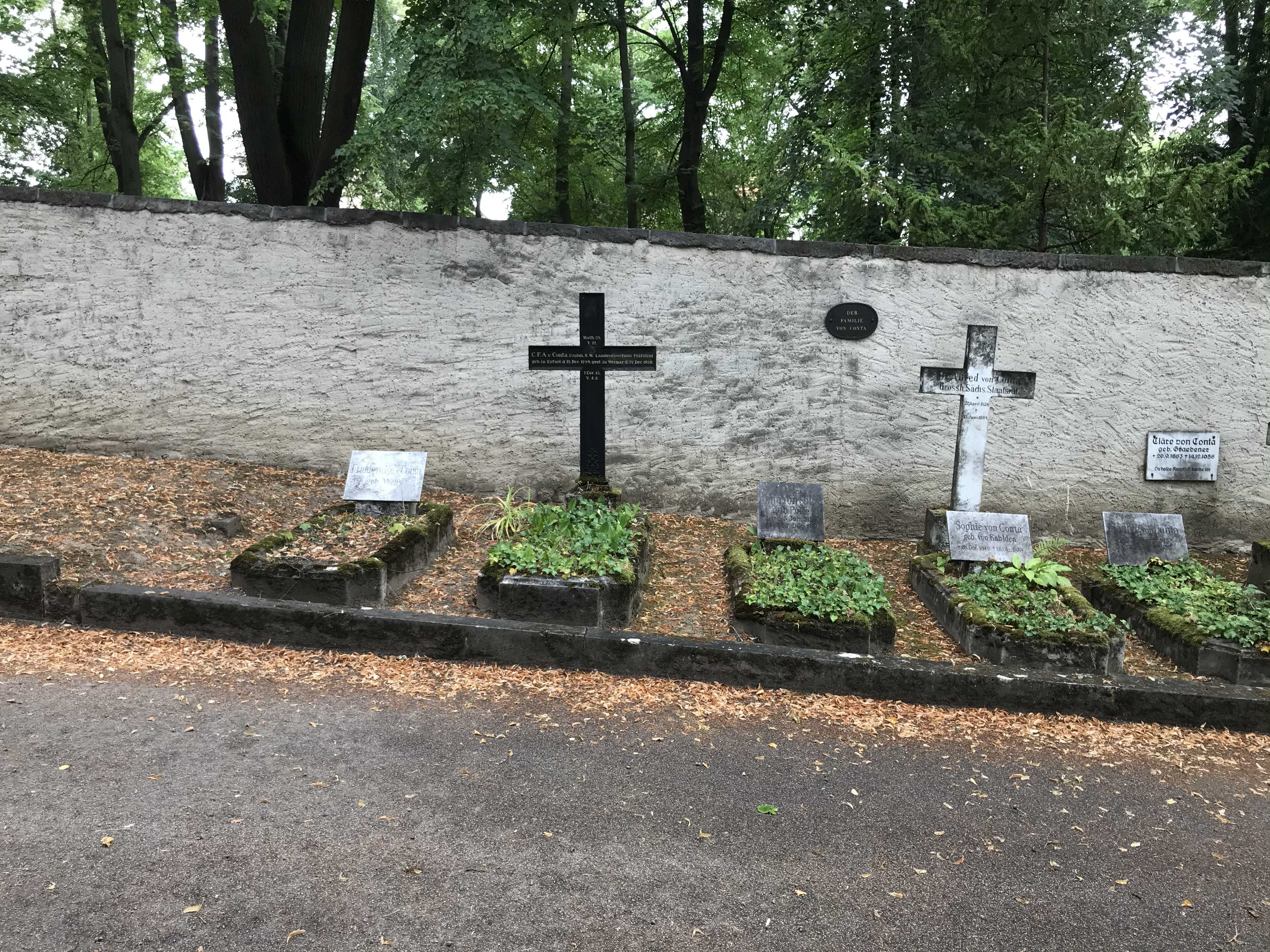 Grabstein Friederike von Conta, geb. Weiß, Hauptfriedhof Weimar, Thüringen, Deutschland