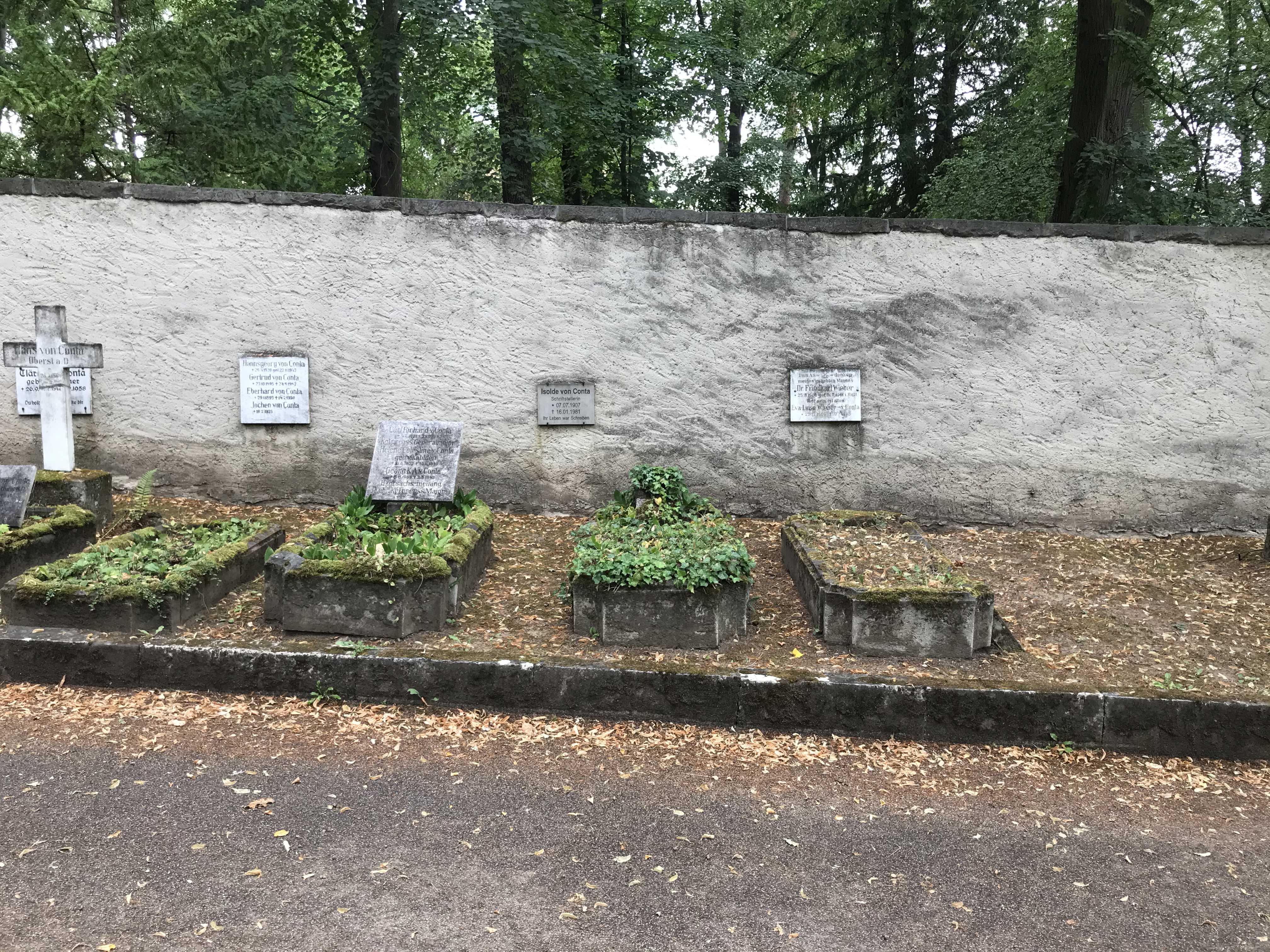 Grabstein Cölestine von Conta, geb. von Kahlden, Hauptfriedhof Weimar, Thüringen, Deutschland